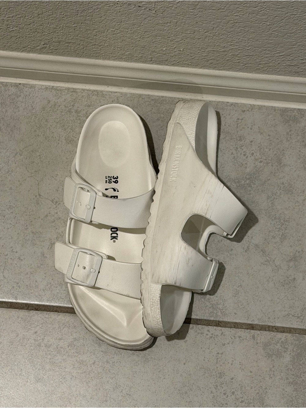 Birkenstock Arizona Essentials Sandals White - Picture 2 of 4